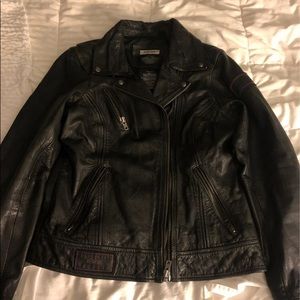 Harley Davidson leather jacket size small